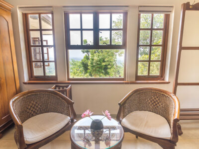 elephant-stables-citronella-colonial-suite-siting-area
